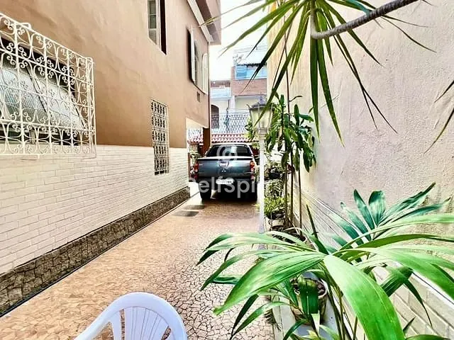 Casa 4 quartos e 4 banheiros, para alugar, no bairro Icaraí em Niterói
