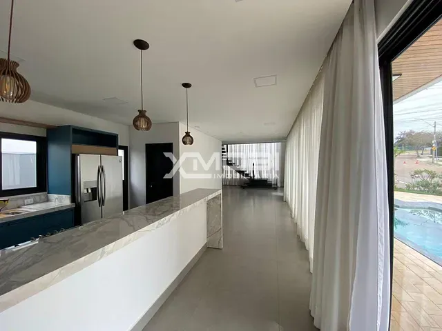 Casa com 480m² 3 quartos e 3 banheiros, à venda, no bairro Condomínio Reserva da Serra em Jundiaí