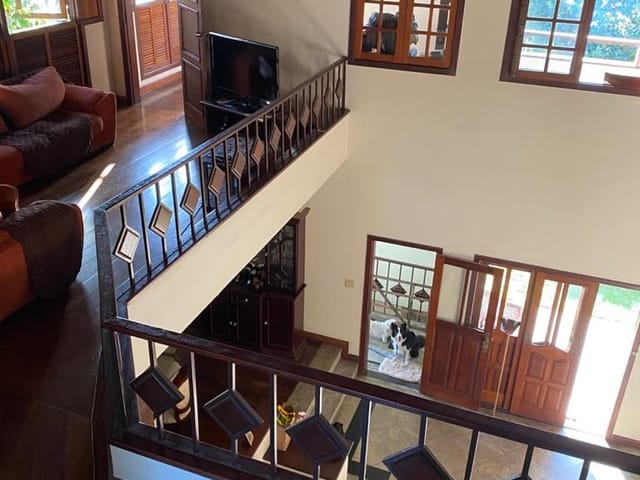 Casa com 545m² 4 quartos e 5 banheiros, à venda, no bairro Alto Cajueiros em Macaé