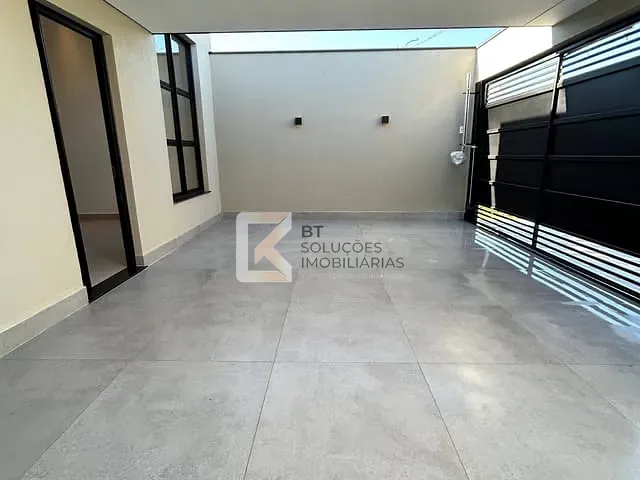 Casa 3 quartos e 2 banheiros, à venda, no bairro Jardim Bom Sucesso em Indaiatuba