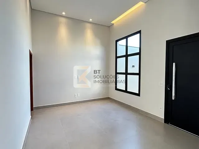 Casa 3 quartos e 2 banheiros, à venda, no bairro Jardim Bom Sucesso em Indaiatuba
