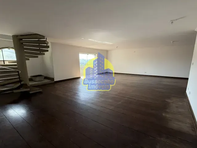 Casa com 394m² 3 quartos e 4 banheiros, à venda, no bairro Jardim Leonor em São Paulo