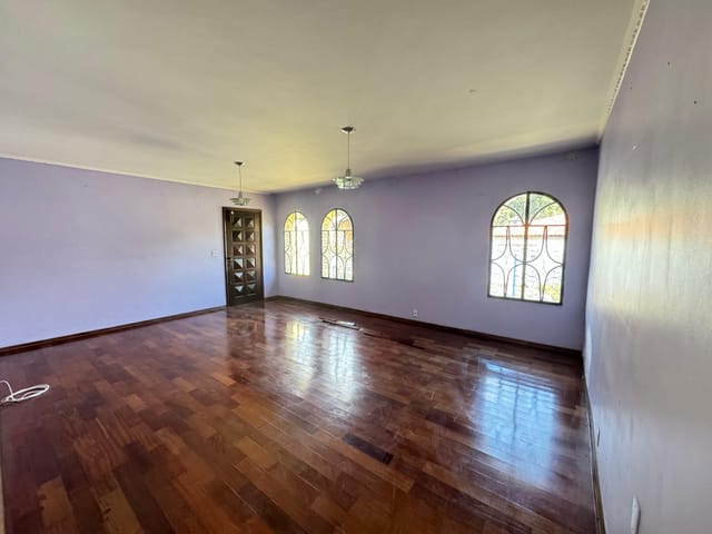 Foto do Casa - Casa à Venda Ideal para RETROFIT, com Amplo Lote de 330 metros, Grande Potencial de Valorização no Parque Continental, São Paulo | Collina Imóveis