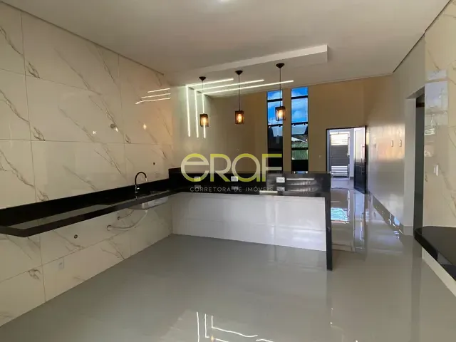 Casa 3 quartos e 3 banheiros, à venda, no bairro Setor de Chácaras Sul em Formosa