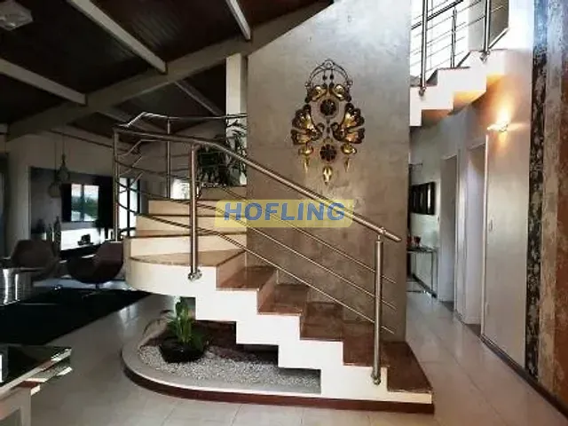Casa com 705m² 4 quartos e 6 banheiros, à venda, no bairro Saúde em Rio Claro