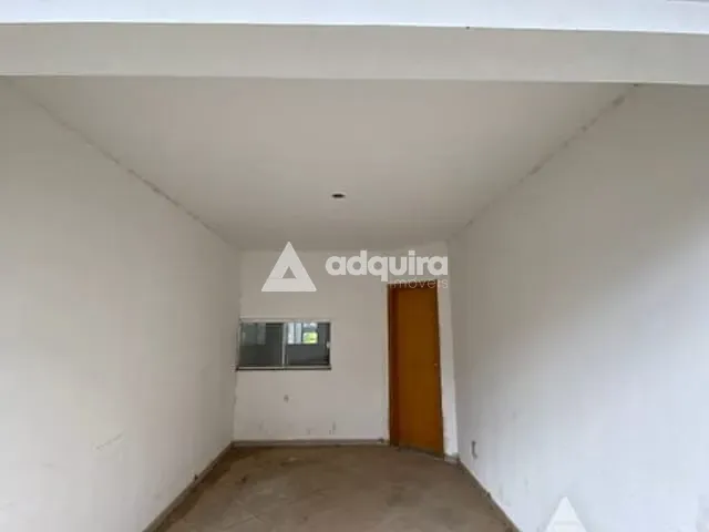 Casa com 179m² 3 quartos e 3 banheiros, à venda, no bairro Uvaranas em Ponta Grossa