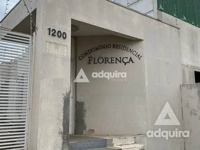 Casa com 179m² 3 quartos e 3 banheiros, à venda, no bairro Uvaranas em Ponta Grossa