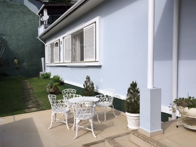 Casa com 2790m², à venda, no bairro Centro em Petrópolis