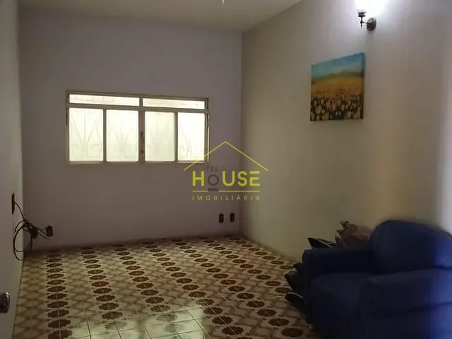 Casa 3 quartos e 2 banheiros, para alugar, no bairro Chácara Aviação em Votuporanga