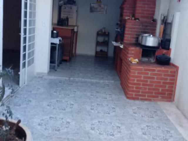 Casa com 160m² 4 quartos e 2 banheiros, à venda, no bairro Vila Jaboticabeira em Taubaté