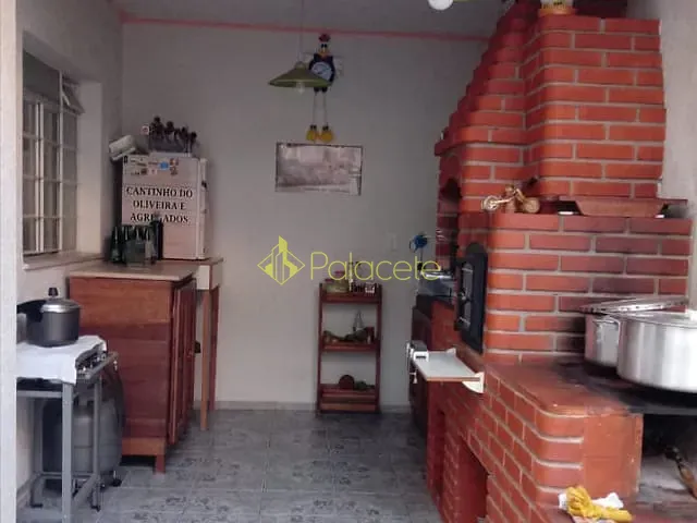 Casa com 160m² 4 quartos e 2 banheiros, à venda, no bairro Vila Jaboticabeira em Taubaté
