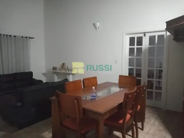 Casa com 250m² 4 quartos e 3 banheiros, à venda, no bairro Urbanova em São José dos Campos