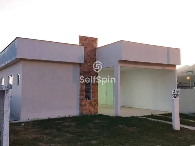 Casa 3 quartos e 3 banheiros, para alugar, no bairro Caxito em Maricá