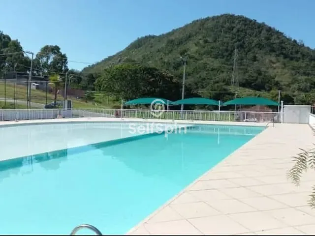 Casa 3 quartos e 3 banheiros, para alugar, no bairro Caxito em Maricá