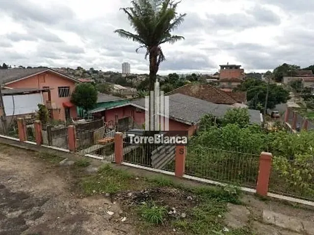 Casa com 462m² 3 quartos e 3 banheiros, à venda, no bairro Boa Vista em Ponta Grossa