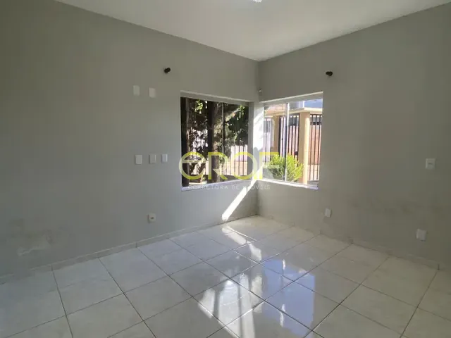 Casa 3 quartos e 3 banheiros, à venda, no bairro Setor Primavera em Formosa