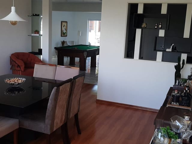 Casa com 396m² 5 quartos e 5 banheiros, à venda, no bairro Urbanova em São José dos Campos