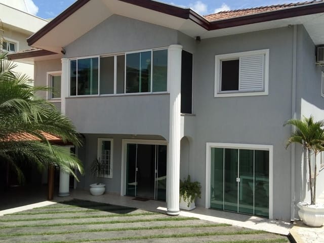 Casa com 396m² 5 quartos e 5 banheiros, à venda, no bairro Urbanova em São José dos Campos