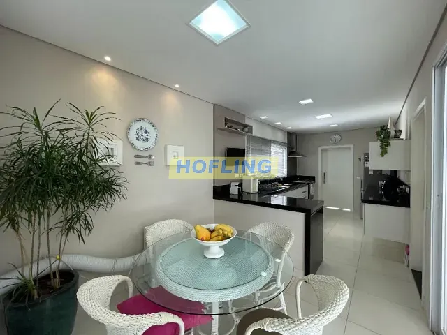 Casa com 700m², à venda, no bairro Jardim Residencial Copacabana em Rio Claro