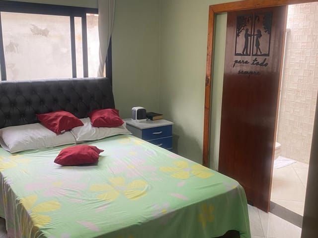Casa com 343m² 3 quartos e 1 banheiro, à venda, no bairro Parque do Lago em São Paulo