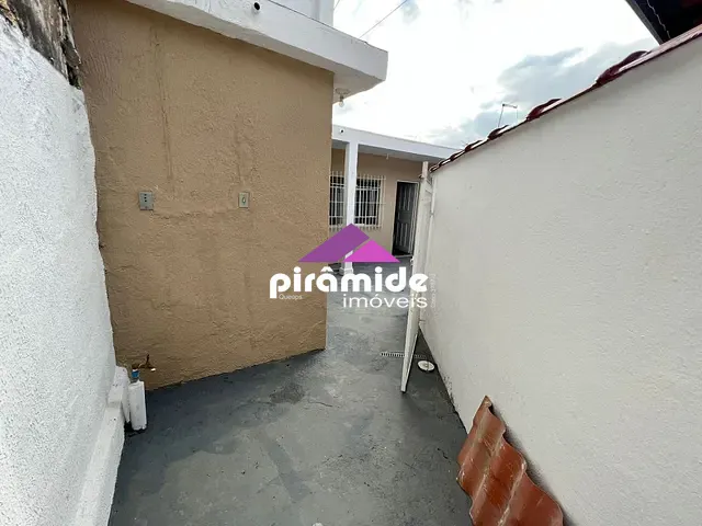 Casa com 60m² 1 quarto e 1 banheiro, para alugar, no bairro Jardim Ismênia em São José dos Campos