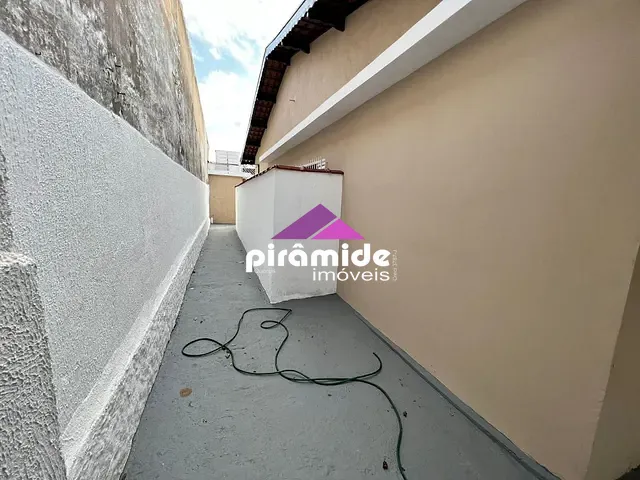 Casa com 60m² 1 quarto e 1 banheiro, para alugar, no bairro Jardim Ismênia em São José dos Campos