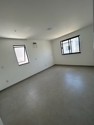 Casa com 180m² 3 quartos e 3 banheiros, à venda, no bairro Parque Tarcisio Miranda em Campos dos Goytacazes