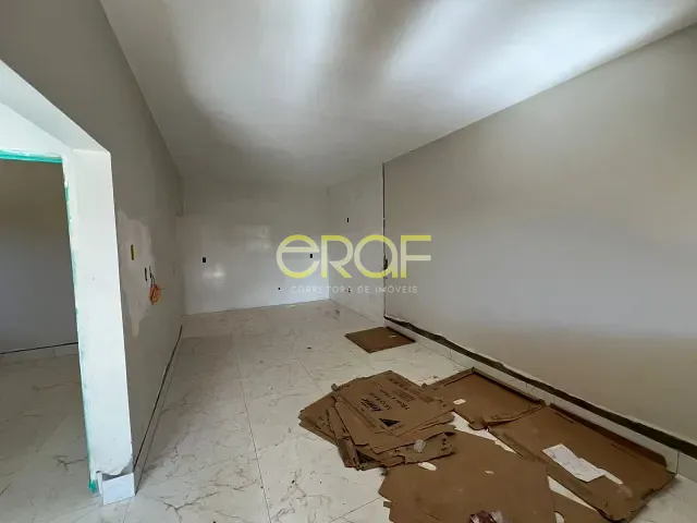 Casa 2 quartos e 2 banheiros, à venda, no bairro Iris Village em Formosa