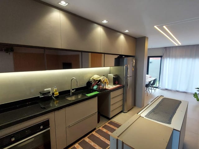 Casa com 200m² 3 quartos e 4 banheiros, à venda, no bairro Gleba Esperança em Londrina