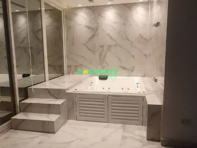 Casa com 450m² 8 quartos e 8 banheiros, à venda, no bairro Condomínio Residencial Jaguary em São José dos Campos