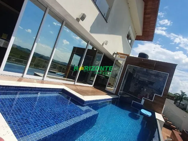 Casa com 450m² 8 quartos e 8 banheiros, à venda, no bairro Condomínio Residencial Jaguary em São José dos Campos