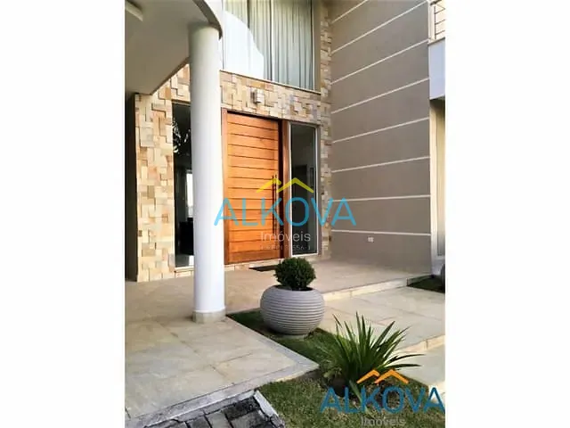 Casa com 700m² 4 quartos e 6 banheiros, à venda, no bairro Condomínio Reserva do Paratehy em São José dos Campos