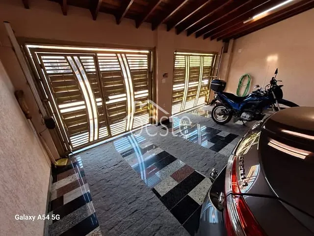 Casa com 145m² 3 quartos e 2 banheiros, à venda, no bairro Jardim Santa Rita de Cássia em Santa Bárbara D'Oeste