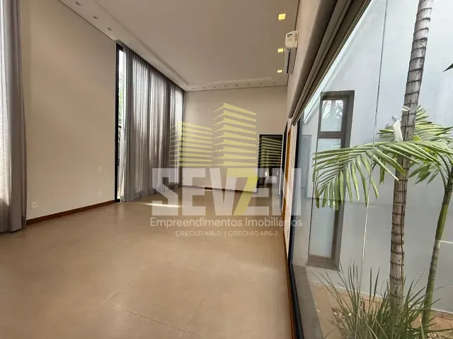 Casa com 528m² 3 quartos e 5 banheiros, à venda, no bairro Jardim Shangri-Lá em Bauru