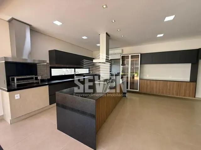 Casa com 528m² 3 quartos e 5 banheiros, à venda, no bairro Jardim Shangri-Lá em Bauru