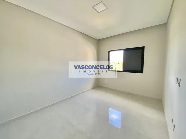Casa com 250m² 3 quartos e 3 banheiros, à venda, no bairro Residencial Colinas em Caçapava