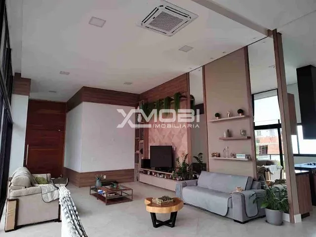 Casa com 856m² 3 quartos e 5 banheiros, à venda, no bairro Medeiros em Jundiaí