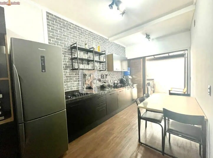 Casa à venda com 3 quartos, 106m² - Foto 6