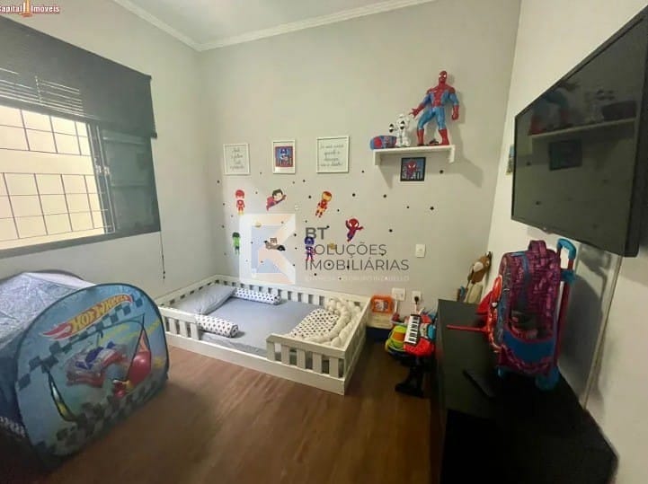Casa à venda com 3 quartos, 106m² - Foto 13