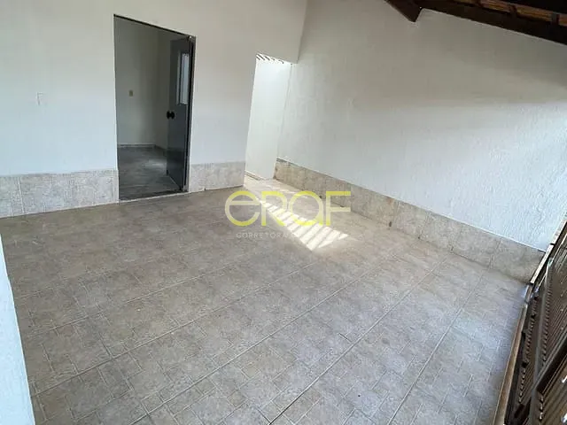 Casa 2 quartos e 1 banheiro, para alugar, no bairro Formosinha em Formosa