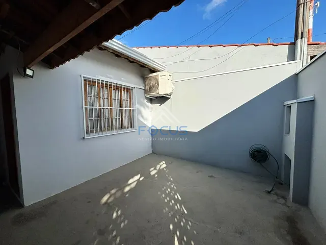 Casa com 175m² 2 quartos e 1 banheiro, para alugar, no bairro Parque Residencial Jundiaí em Jundiaí