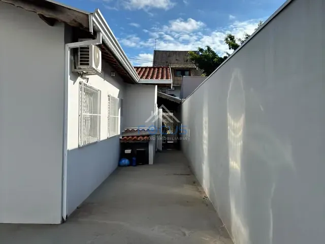 Casa com 175m² 2 quartos e 1 banheiro, para alugar, no bairro Parque Residencial Jundiaí em Jundiaí
