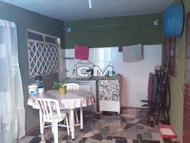 Casa 2 quartos e 1 banheiro, à venda, no bairro Parque dos Pinus em Ribeirão Preto