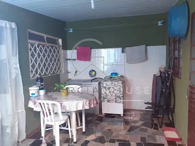 Casa 2 quartos e 1 banheiro, à venda, no bairro Parque dos Pinus em Ribeirão Preto
