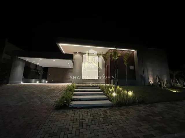 Casa com 618m² 4 quartos e 3 banheiros, à venda, no bairro Gran Royalle em Lagoa Santa