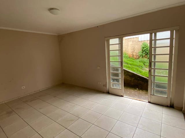 Casa 3 quartos e 1 banheiro, para alugar, no bairro Morbidelli em Extrema