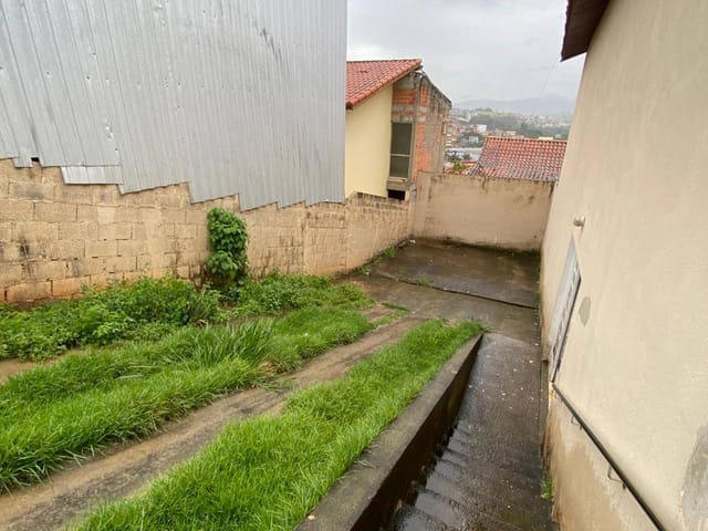Casa 3 quartos e 1 banheiro, para alugar, no bairro Morbidelli em Extrema