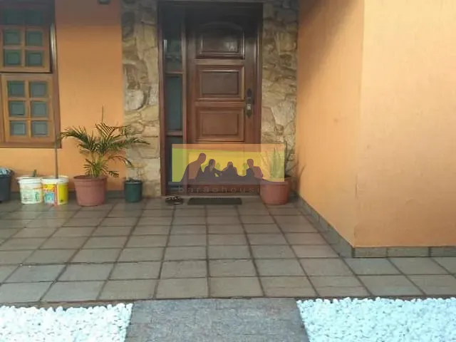 Casa com 450m² 5 quartos e 6 banheiros, à venda, no bairro Cidade Universitária em Campinas