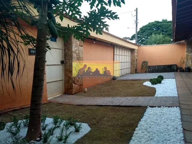 Casa com 450m² 5 quartos e 6 banheiros, à venda, no bairro Cidade Universitária em Campinas