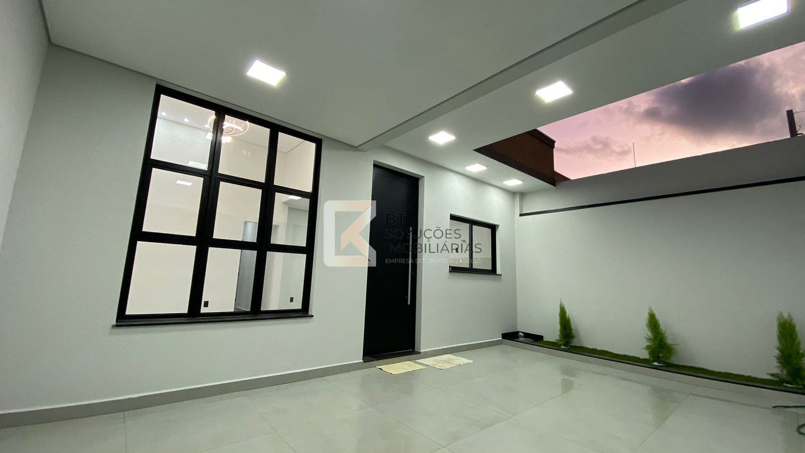 Casa à venda com 3 quartos, 116m² - Foto 14